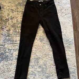 Levi's Women's Black Skinny Jeans